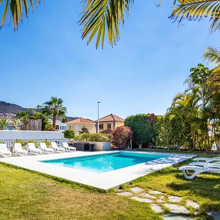 Julia Deluxe Villa *